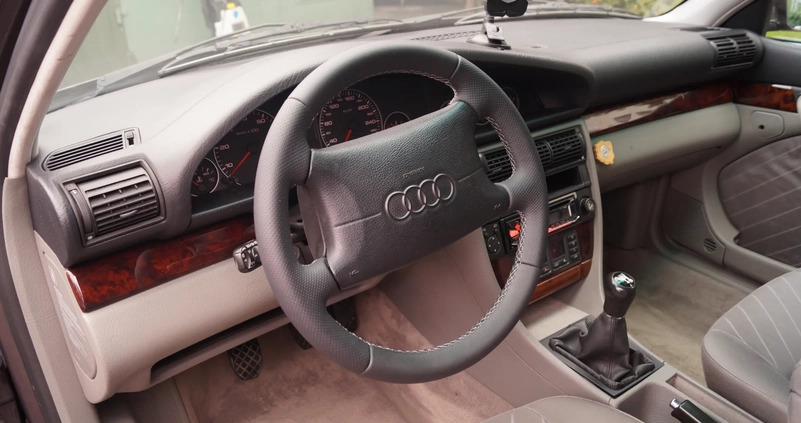 Audi A6 cena 18500 przebieg: 236900, rok produkcji 1996 z Siedlce małe 121
